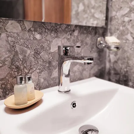 Luxe By Casa D'oro *